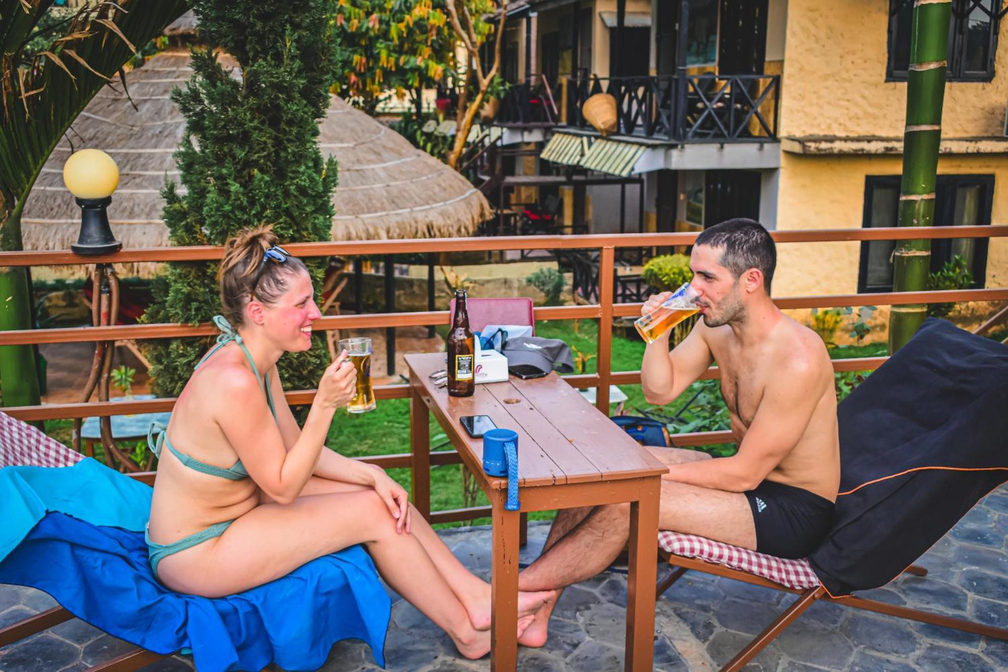 Hotel Riverside With Swimming Pool Саураха Экстерьер фото